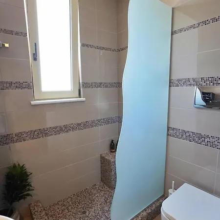 Zoe' S Place In Chania Apartment